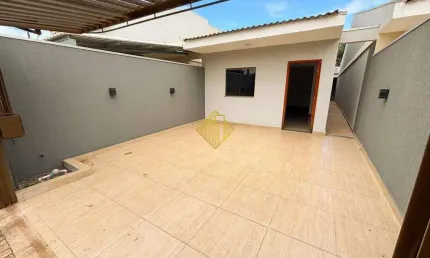 Casa Nova com 3 dormitórios no Bairro Pioneiros Catarinense