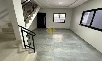 Casa com 3 quartos para alugar na Vila Becker, Toledo 