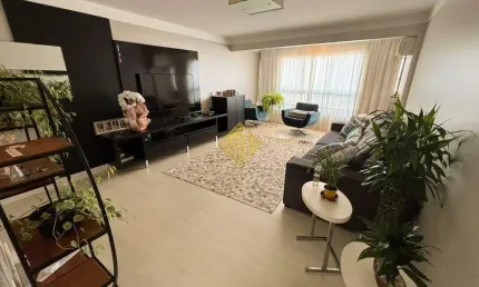 Apartamento Alto Padrão TODO MOBILIADO – 3 Suítes – 205,67 m² – Centro