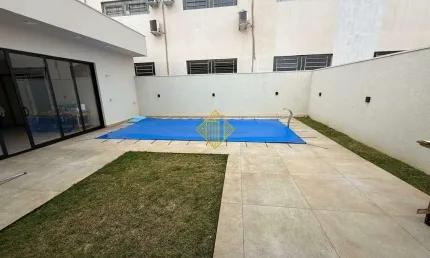 Casa de alto padrão para locação em toledo - paraná