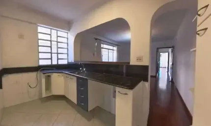 Casa com 3 quartos à venda na Rua Pirassununga, Vila Valparaíso, Santo André, 374 m2 por R$ 990.000