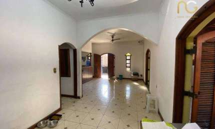 Casa com 3 dormitórios à venda, 200 m² por R$ 520.000,00 - Aviação - Praia Grande/SP