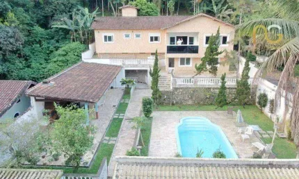Casa Assobrada 03 dormitorios 03 suites - area de 1600m² - Canto do Forte/Praia Grande-SP