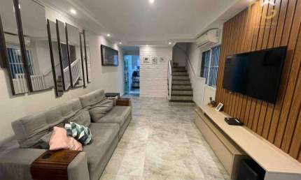 Sobrado com 3 dormitórios à venda, 105 m² por R$ 749.000,00 - Tupi - Praia Grande/SP