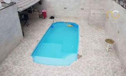 Casa com 4 dormitórios à venda, 235 m² por R$ 1.400.000,00 - Balneário Pires - Praia Grande/SP