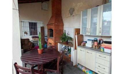 Casa com 3 dormitórios à venda, 212 m² por R$ 750.000,00 - Vila Guilhermina - Praia Grande/SP