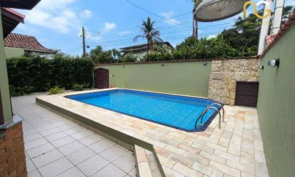 Casa com 3 dormitórios à venda, 232 m² por R$ 950.000,00 - Balneário Flórida - Praia Grande/SP