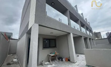 Sobrado com 3 dormitórios à venda, 121 m² por R$ 700.000,00 - Vilamar - Praia Grande/SP