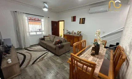 Sobrado com 3 dormitórios à venda, 154 m² por R$ 750.000,00 - Tupi - Praia Grande/SP