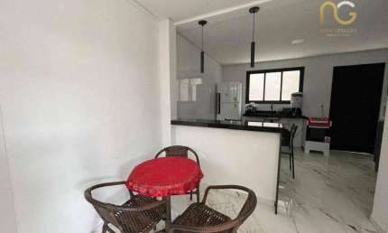 Sobrado com 3 dormitórios à venda por R$ 850.000,00 - Tupi - Praia Grande/SP