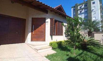 Excelente casa com 3 dormitórios à venda, 148 m² por R$ 1.400.000 - Vila Mauá - Cachoeirinha/RS