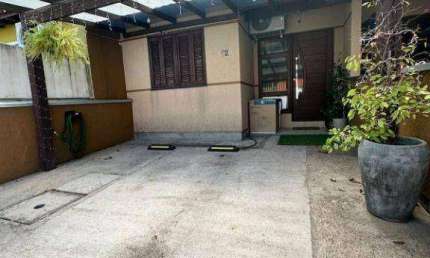 Excelente casa com 2 dormitórios à venda, 66 m² por R$ 330.000 - Parque da Matriz - Cachoeirinha/RS