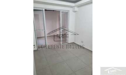 Sala comercial 25m2, com recepção, a poucos passos do metrô Tatuapé.