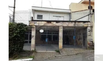 Sobrado com 4 dormitórios, 2 suítes, próximo ao shopping Anália Franco.