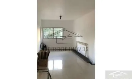Apartamento 02 dormitórios no coração da Bela Vista !