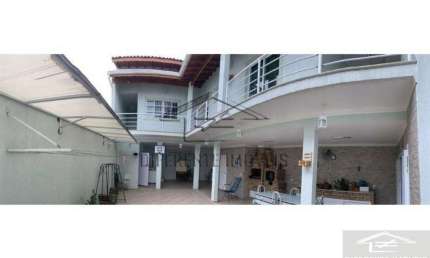 SOBRADO 4 DORMITÓRIOS - 3 SUÍTE- 4 VAGAS - 4 WC -300 m² - OPORTUNIDADE !!