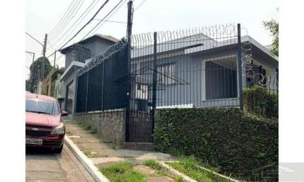 Casa a Venda com 3 Quartos na Cidade Líder,  São Paulo.