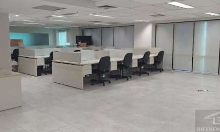 SALA PARA ALUGAR COM 172 METROS EM MOEMA, SÃO PAULO AO LADO DO METRO