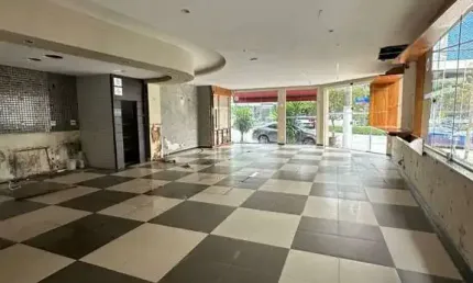 Salão para alugar com 150 metros no tatuape, são paulo
