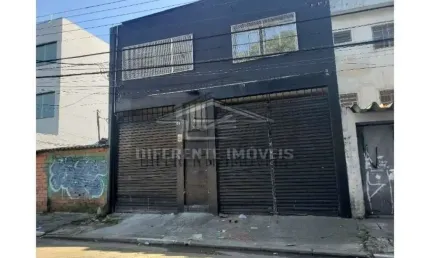 Galpão com 600m² com duas frentes na vila prudente!!