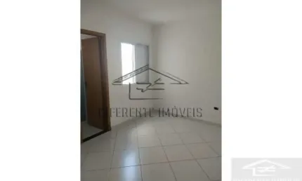 Sobrado a Venda, com 160m² 3 suítes e 2 vagas na vila Ré