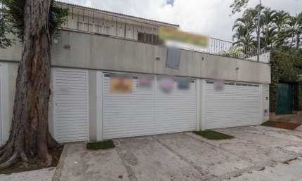 City Lapa - Sobrado com 4 Suítes e Área Externa Privativa**