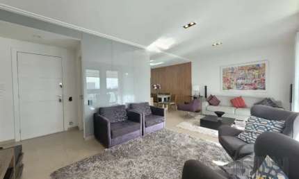 Excelente Apartamento no Alto da Lapa – 156m² com 4 Dormitórios e Varanda Gourmet