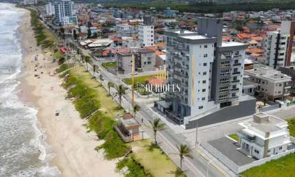 Excelente Cobertura com 237m² frente mar com 4 suítes
