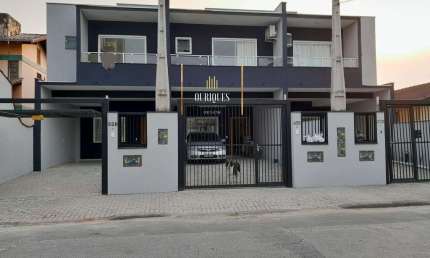 Sobrado Geminado no Boa Vista com 133m² e amplo espaço nos fundos.