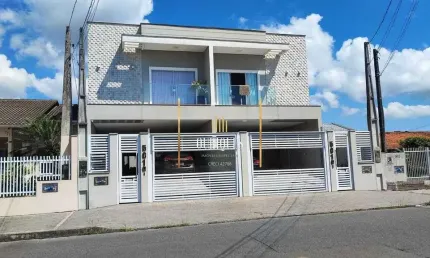 Sobrado de alto padrão no espinheiros com 200m² semi mobiliado