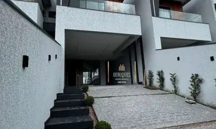 Residencial alto padrão no Glória com 5mt de abertura 164 m² e 3  suítes .