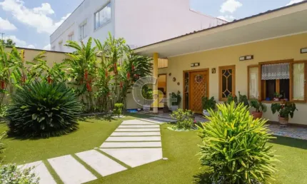 Casa com 3 quartos à venda na Rua Ziembinski, --, Alto da Lapa, São Paulo