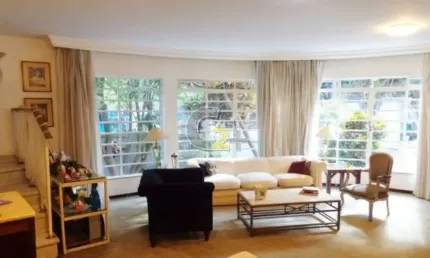 Casa à venda em perdizes com 3 quartos e 1 suíte, 2  vagas de garagem - 280m²