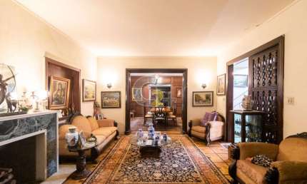 Casa Sobrado a Venda - Pacaembu - 4 Dormitorios - 2 Suites - 18 Vagas