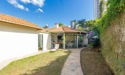 CASA - VILA MADALENA - 5 DORMITÓRIOS - 1 SUÍTE - 6 VAGAS - 288M²