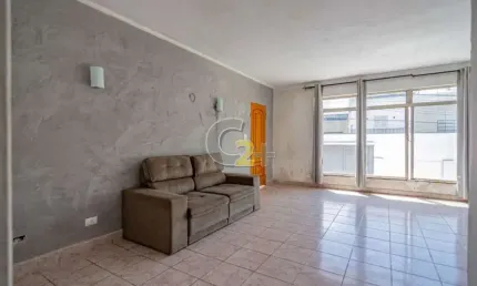 Casa terrea á venda na Sumaré, com 4 quartos, 2 suites e 2 vagas