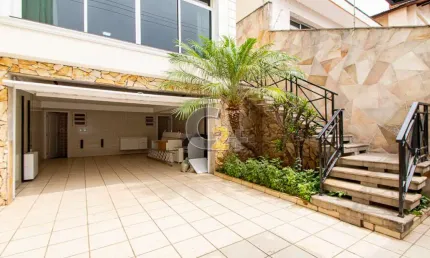 Casa sobrado a venda em Perdizes  com 245m2  e 3 quartos