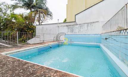 Sobrado à venda na Sumaré com 312m², 3 andares e 4 vagas