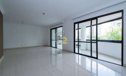 Apartamento à venda na Vila Romana com 3 quartos, sendo 3 suites e 3 vagas