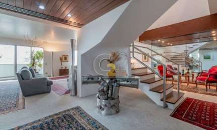 Cobertura duplex em Higienópolis com 5 quartos, 2 suítes e 6 vagas