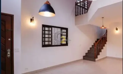 SOBRADO - ALTO DA LAPA - VENDA - 3 DORMITÓRIOS - 2 SUITES - 2 VAGAS