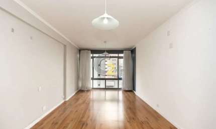 Apartamento à venda no Paraíso com 2 quartos e 1 vaga 117m²