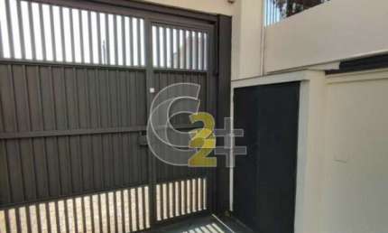 Sobrado á venda em Moema, 4 quartos, 4 suítes, 5 vagas de garagem
