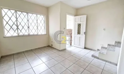 Sobrado à venda em agua branca, 2 quartos, 2 banheiros, sacada,