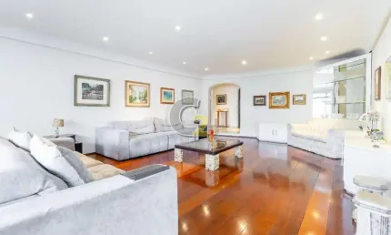 Apartamento à venda na Santa Cecília com 4 quartos, sendo 2 suites e 4 vagas