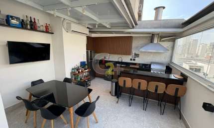 Cobertura á venda na Santa Cecília com 1 quarto e 1 vaga de garagem.