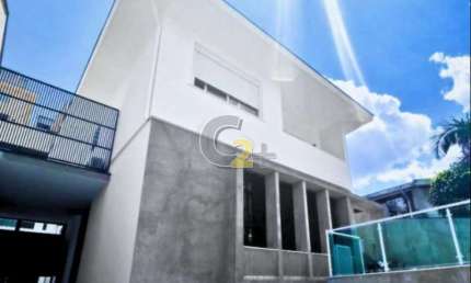 Casa á venda na Vila Madalena, 7 quartos, 4 suítes, 6 vagas de garagem