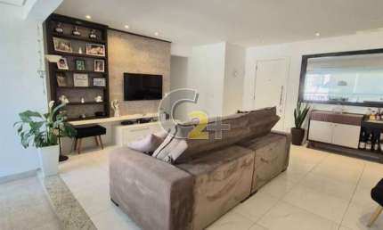 Apartamento à venda na Barra Funda com 3 quartos, sendo 1 suíte e 4 vagas.