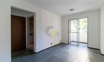 Apartamento à venda em Moema com 2 quartos e 1 vaga de garagem
