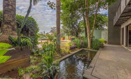 Casa a venda com 4 quartos Perdizes, sendo 4 suítes, 598m²